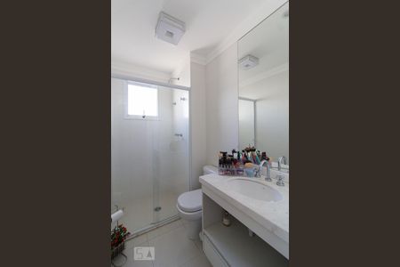 Apartamento para alugar com 247m², 3 quartos e 4 vagasBanheiro suíte 3