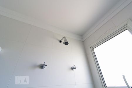 Apartamento para alugar com 247m², 3 quartos e 4 vagasDetalhe banheiro suíte 1