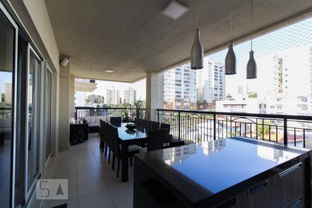 Apartamento para alugar com 247m², 3 quartos e 4 vagasVaranda gourmet