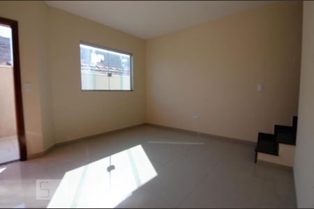 Sala de casa para alugar com 2 quartos, 70m² em Cidade Patriarca, São Paulo