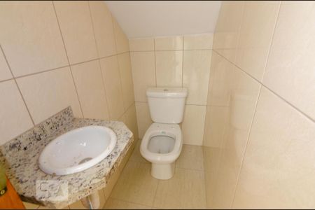 lavabo  de casa para alugar com 2 quartos, 70m² em Cidade Patriarca, São Paulo