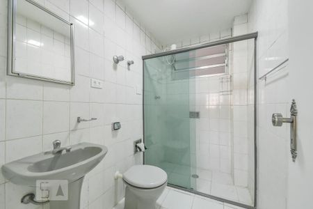 Banheiro de apartamento para alugar com 1 quarto, 41m² em Consolação, São Paulo