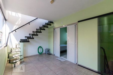 Casa à venda com 230m², 2 quartos e 1 vagaVaranda