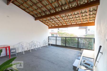 Casa à venda com 230m², 2 quartos e 1 vagaTerraço