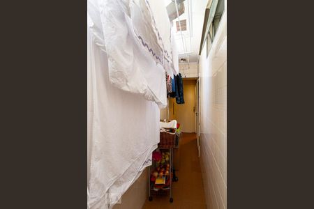 Apartamento à venda com 172m², 3 quartos e 2 vagas Apartamento à venda com 172m², 3 quartos e 2 vagasÁrea de Serviço