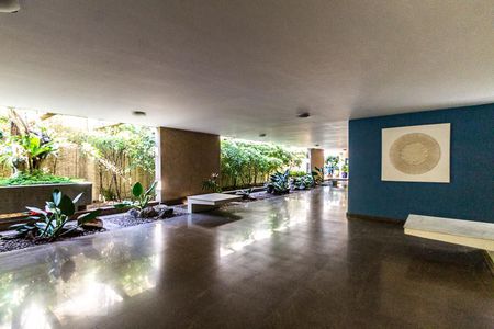 Apartamento à venda com 172m², 3 quartos e 2 vagas Apartamento à venda com 172m², 3 quartos e 2 vagasÁrea comum