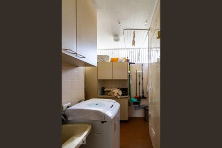 Apartamento à venda com 172m², 3 quartos e 2 vagas Apartamento à venda com 172m², 3 quartos e 2 vagasÁrea de Serviço