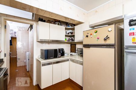 Apartamento à venda com 172m², 3 quartos e 2 vagas Apartamento à venda com 172m², 3 quartos e 2 vagasCozinha