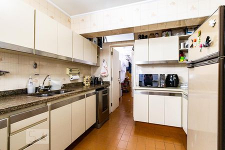 Apartamento à venda com 172m², 3 quartos e 2 vagas Apartamento à venda com 172m², 3 quartos e 2 vagasCozinha