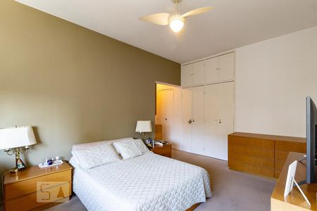 Apartamento à venda com 172m², 3 quartos e 2 vagas Apartamento à venda com 172m², 3 quartos e 2 vagasSuíte