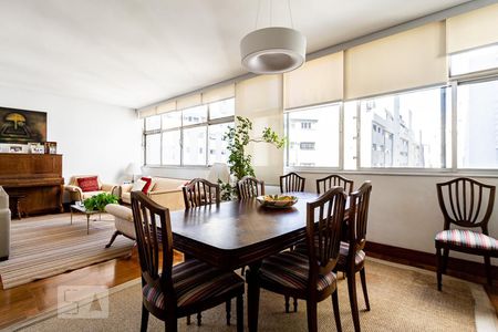 Apartamento à venda com 172m², 3 quartos e 2 vagas Apartamento à venda com 172m², 3 quartos e 2 vagasSala