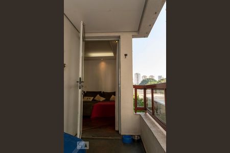 Apartamento à venda com 94m², 3 quartos e 2 vagasVaranda