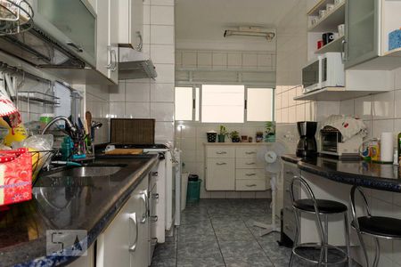 Apartamento à venda com 94m², 3 quartos e 2 vagasCozinha