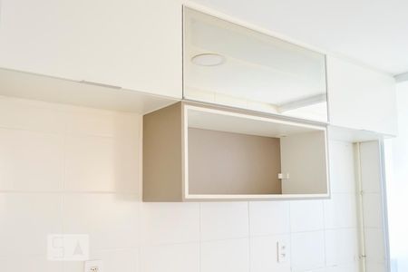 Cozinha de apartamento à venda com 2 quartos, 44m² em Itaquera, São Paulo