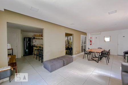 Studio à venda com 28m², 1 quarto e sem vaga Studio à venda com 28m², 1 quarto e sem vagaÁrea comum - Salão de festas