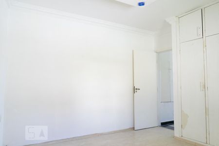 Casa à venda com 380m², 4 quartos e 6 vagasQuarto 1