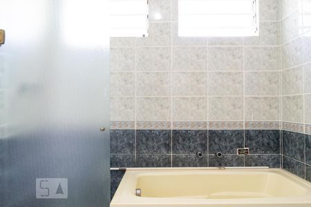 Casa à venda com 380m², 4 quartos e 6 vagasBanheiro Suíte