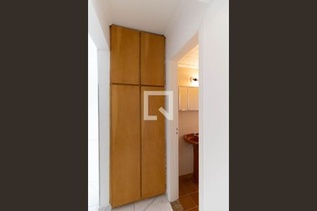 Corredor de apartamento à venda com 2 quartos, 60m² em Sacomã, São Paulo