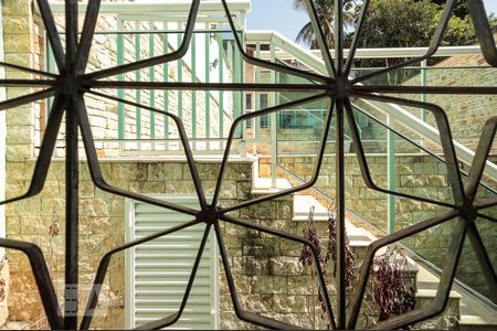 Casa à venda com 380m², 4 quartos e 8 vagas Casa à venda com 380m², 4 quartos e 8 vagasVista Suíte 1