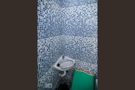 Casa à venda com 380m², 4 quartos e 8 vagas Casa à venda com 380m², 4 quartos e 8 vagasBanheiro Churrasqueira