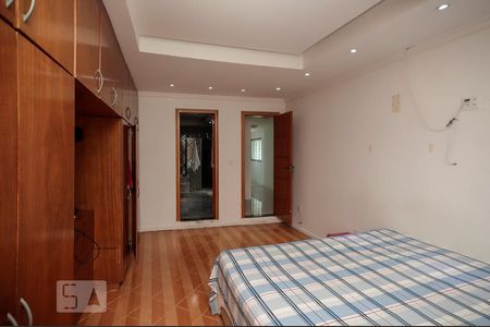 Casa à venda com 380m², 4 quartos e 8 vagas Casa à venda com 380m², 4 quartos e 8 vagasSuíte 4