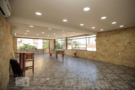 Casa à venda com 380m², 4 quartos e 8 vagas Casa à venda com 380m², 4 quartos e 8 vagasSalão de Festas