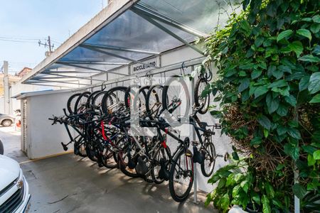 Apartamento para alugar com 70m², 2 quartos e 1 vaga Apartamento para alugar com 70m², 2 quartos e 1 vagaÁrea comum - Bicicletário