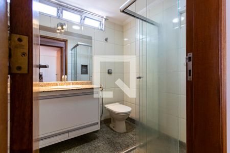 Apartamento para alugar com 70m², 2 quartos e 1 vaga Apartamento para alugar com 70m², 2 quartos e 1 vagaBanheiro