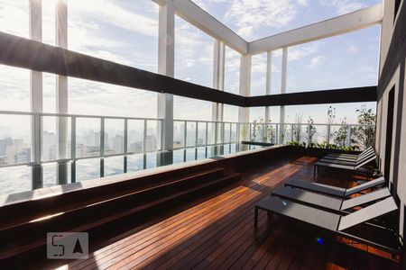 Apartamento à venda com 63m², 2 quartos e 1 vagaPiscina