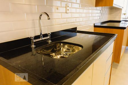 Apartamento à venda com 63m², 2 quartos e 1 vagaCozinha Pia