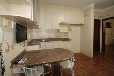 Apartamento para alugar com 235m², 3 quartos e 2 vagasCozinha