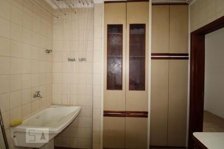 Apartamento para alugar com 235m², 3 quartos e 2 vagasÁrea de Serviço