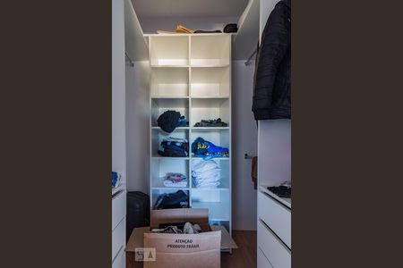 closet de apartamento para alugar com 2 quartos, 49m² em Glória, Porto Alegre