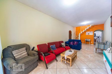 Sala de casa à venda com 4 quartos, 168m² em Parque Gerassi, Santo André