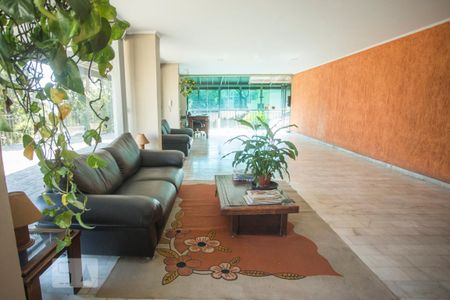 Hall social de apartamento para alugar com 2 quartos, 80m² em Campo Belo, São Paulo