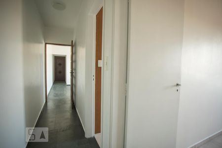 Corredor de apartamento à venda com 2 quartos, 80m² em Campo Belo, São Paulo