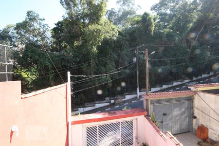 Vista de casa à venda com 3 quartos, 280m² em Jardim Santa Rosa, Taboão da Serra