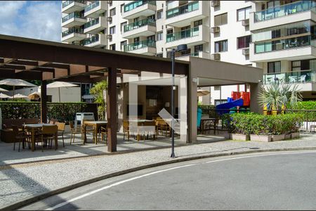 Apartamento à venda com 70m², 2 quartos e 1 vagaÁrea comum