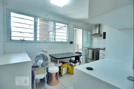 Apartamento à venda com 158m², 3 quartos e 3 vagasCozinha