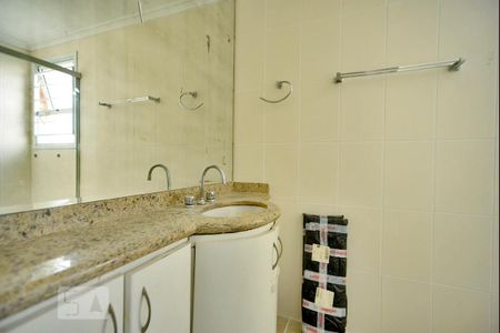 Apartamento à venda com 158m², 3 quartos e 3 vagasBanheiro da Suíte