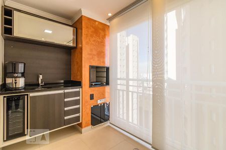 Varanda Gourmet de apartamento à venda com 2 quartos, 85m² em Jardim Tupanci, Barueri