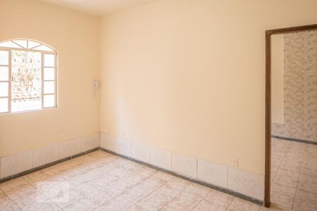 Sala de apartamento para alugar com 1 quarto, 70m² em Sagrada Família, Belo Horizonte