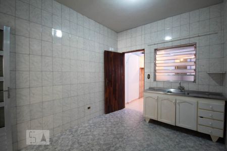 Casa para alugar com 100m², 3 quartos e 1 vagaCozinha