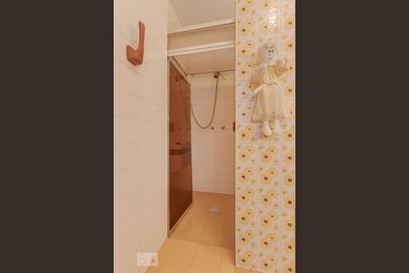 Casa à venda com 329m², 4 quartos e 3 vagas Casa à venda com 329m², 4 quartos e 3 vagasBanheiro da Suíte