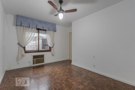 Casa à venda com 329m², 4 quartos e 3 vagas Casa à venda com 329m², 4 quartos e 3 vagasQuarto 2