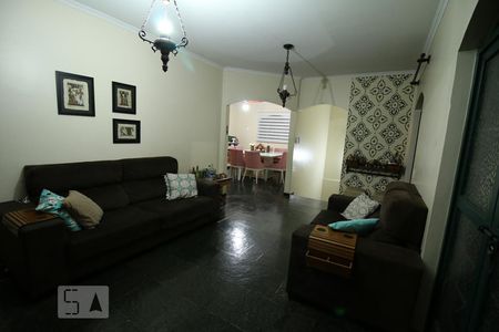 Sala de casa para alugar com 4 quartos, 214m² em Jardim Bela Vista, São José dos Campos