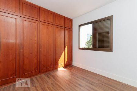 Apartamento à venda com 92m², 3 quartos e 2 vagasSuíte