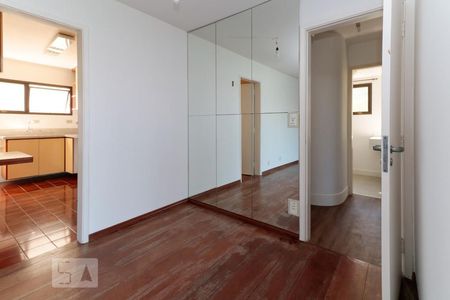 Sala de apartamento à venda com 3 quartos, 92m² em Alto de Pinheiros, São Paulo