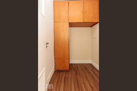 Apartamento à venda com 92m², 3 quartos e 2 vagasQuarto de serviço