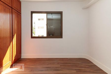 Apartamento à venda com 92m², 3 quartos e 2 vagasSuíte